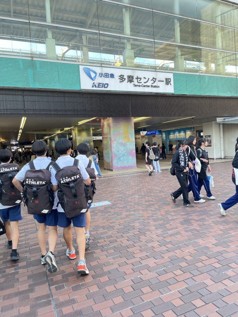 多摩センター駅の入口